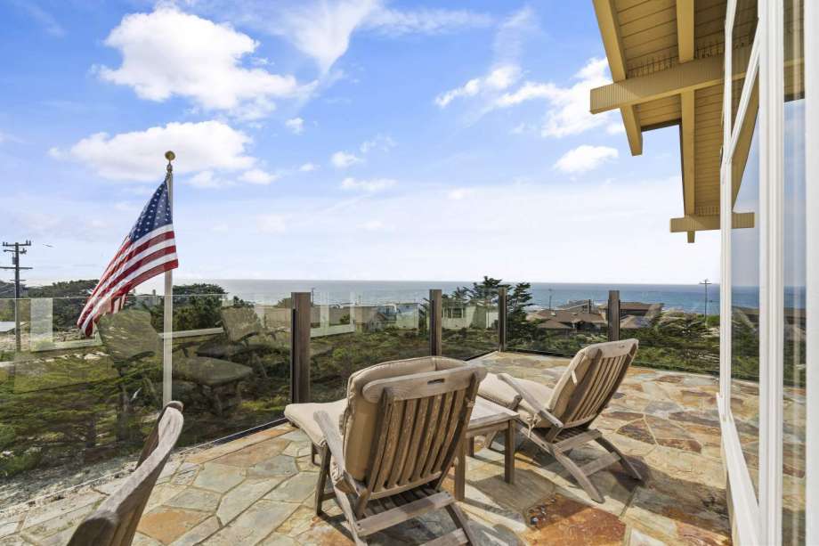 398 Calle De Los Amigos, Pacific Grove xxx