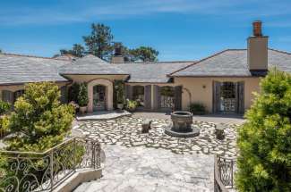 Le Deuxieme Chalet des Canaries “The second Canary Cottage”