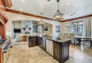 4649StLaurant-14