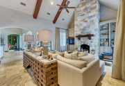 4649StLaurant-9