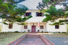 monterey real estate
